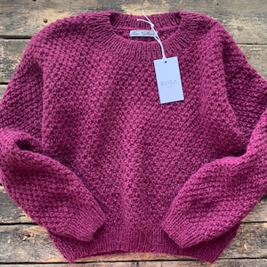 Berry alpaca women sweater. Regular fit alpaca women sweater. Handknit alpaca sweater. Women pullover.
