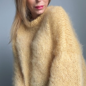 Alpaca Sweater Yellow, Oversized Alpaca Sweater, Merino Sweater, Winter Pullover, Soft sweater, Fluffy jumper, 100% Hand Made